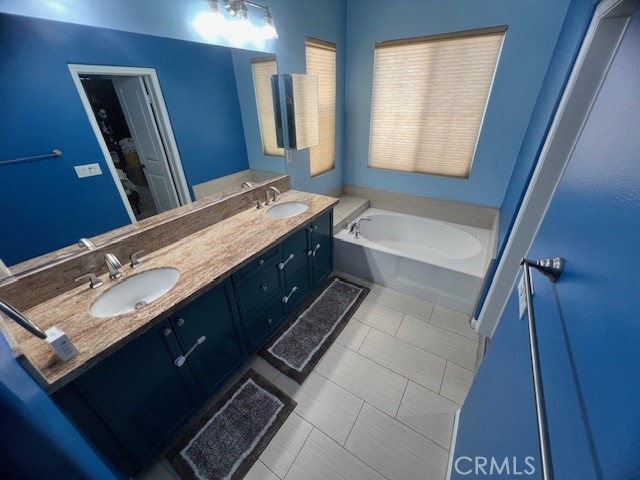 https://media.crmls.org/medias/8dcb3bd9-f835-4533-9267-71c9b3748d9f.jpg?preset=X-Large