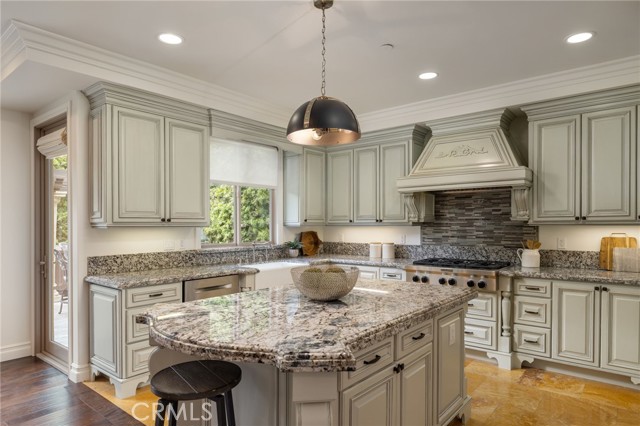 2303 Gates Avenue, Redondo Beach, California 90278, 5 Bedrooms Bedrooms, ,4 BathroomsBathrooms,Residential,Sold,Gates,SB23078432