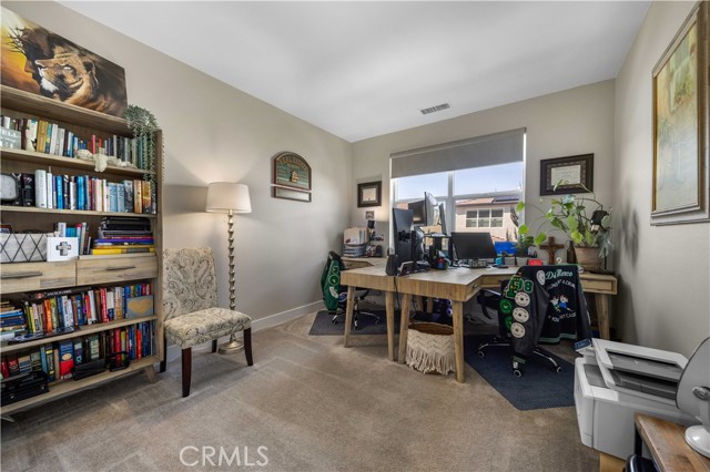 Detail Gallery Image 41 of 61 For 19127 Malabar St, Canyon Country,  CA 91351 - 5 Beds | 4 Baths