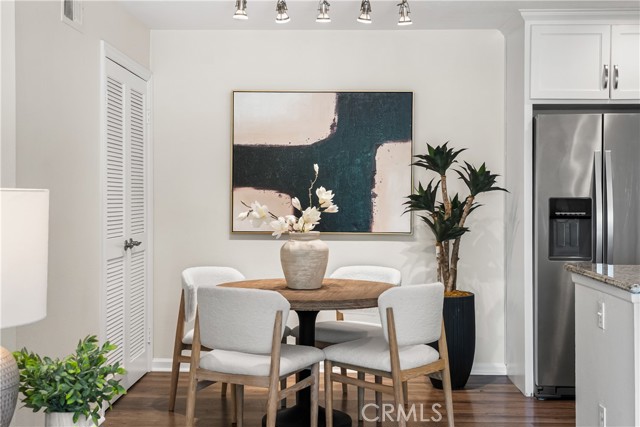 Detail Gallery Image 5 of 22 For 19034 Rockwood, Yorba Linda,  CA 92886 - 2 Beds | 2 Baths