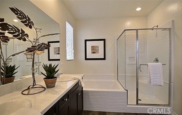 Detail Gallery Image 14 of 22 For 3175 E Yellowstone Dr, Ontario,  CA 91762 - 4 Beds | 3 Baths