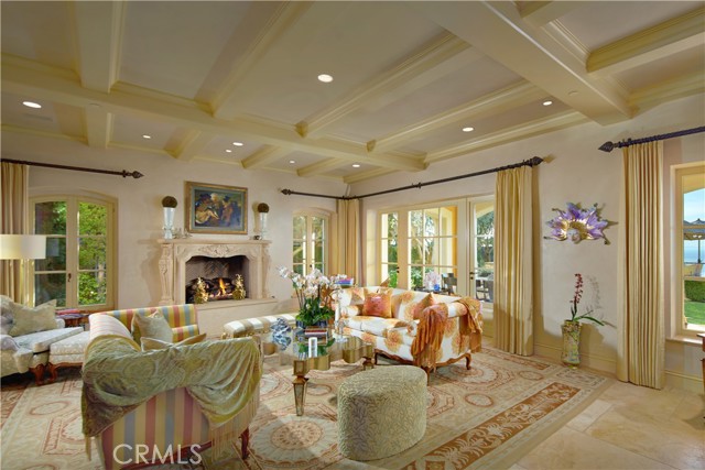 5 Pelican Vista Drive, Newport Coast CA: https://media.crmls.org/medias/8dcff0c0-1cad-41c8-bb9e-7606d0d5fde9.jpg