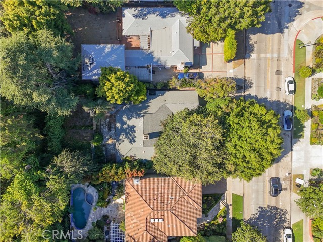 507 Veteran Avenue, Los Angeles CA: https://media.crmls.org/medias/8dcffdc8-8252-4b31-af7d-f1f9df5198e1.jpg