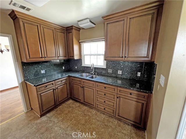 Detail Gallery Image 8 of 20 For 782 Lewis St, Pomona,  CA 91768 - 2 Beds | 1 Baths