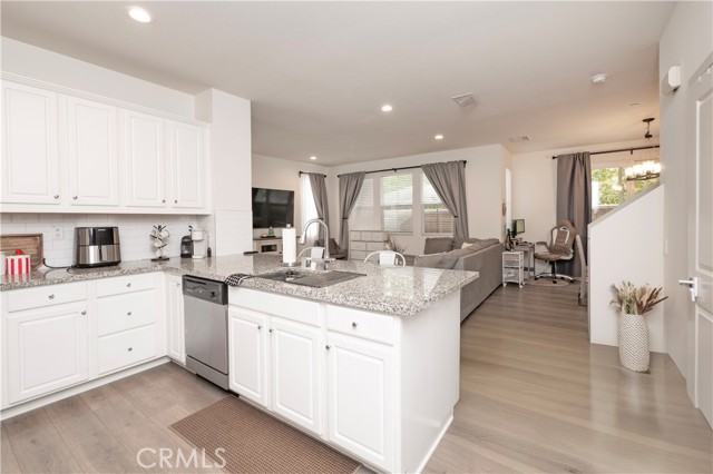 Detail Gallery Image 15 of 60 For 2350 S via Esplanade #31,  Ontario,  CA 91762 - 3 Beds | 2/1 Baths