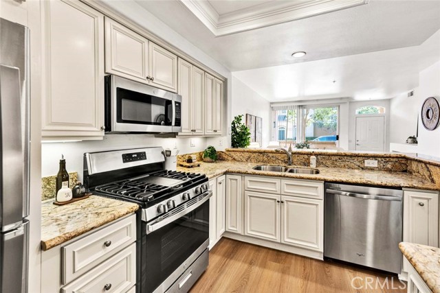 Detail Gallery Image 13 of 56 For 1203 Solvay Aisle, Irvine,  CA 92606 - 2 Beds | 2 Baths