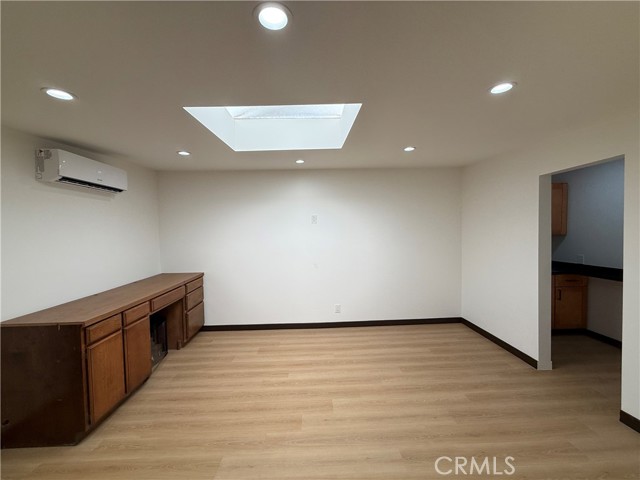  Commercial for Sale in Sun Valley, California