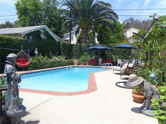 Detail Gallery Image 59 of 69 For 3855 York Bld, Los Angeles,  CA 90065 - 3 Beds | 2 Baths