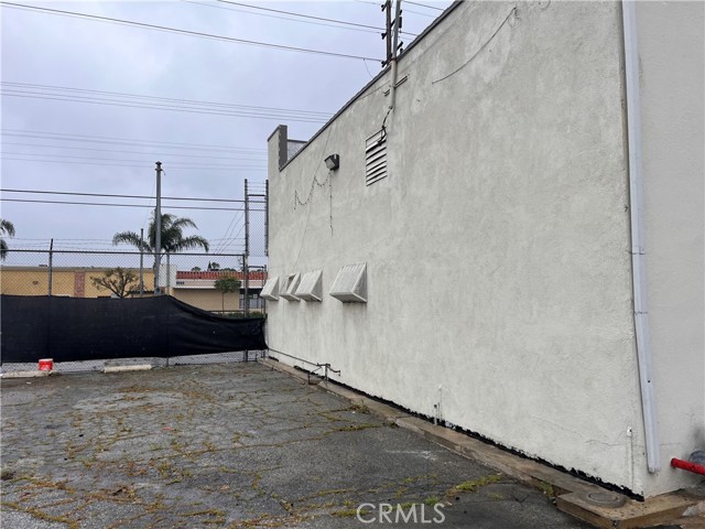 3925 Florence Avenue, Bell, California 90201, ,Commercial Lease,For Rent,3925 Florence Avenue,CRMB24144655