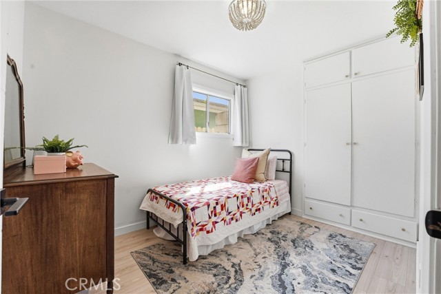 Detail Gallery Image 11 of 23 For 2157 Gale Ave, Long Beach,  CA 90810 - 4 Beds | 3 Baths