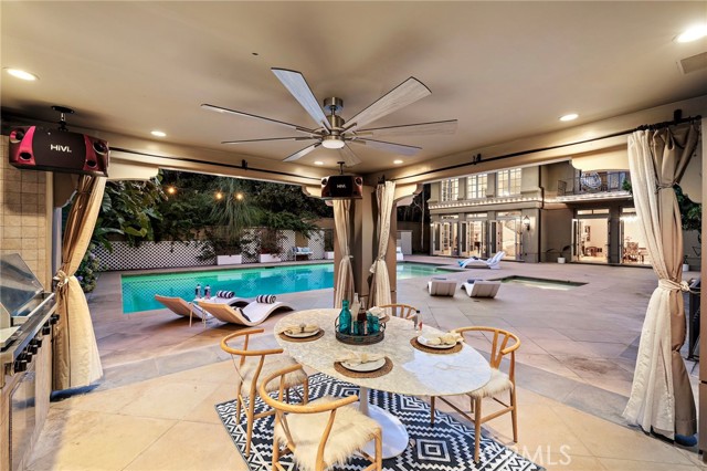 9 Sawgrass, Coto de Caza CA: https://media.crmls.org/medias/8dd418e8-fd9e-434b-9a57-6a28717e5a64.jpg