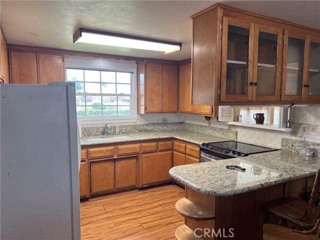28900 Reservoir Avenue, Nuevo CA: https://media.crmls.org/medias/8dd5c162-3e28-4a50-a61e-9b1f7b7486d4.jpg
