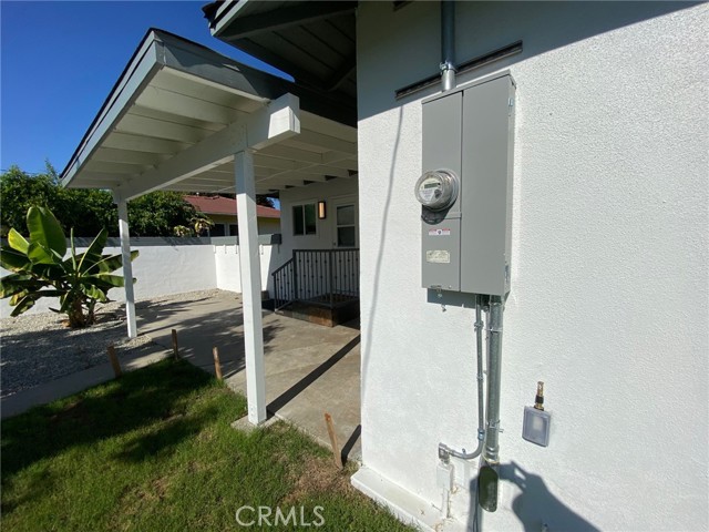 10523 Memphis Avenue, Whittier CA: https://media.crmls.org/medias/8dd60c39-859b-453c-90ed-a789a7877862.jpg