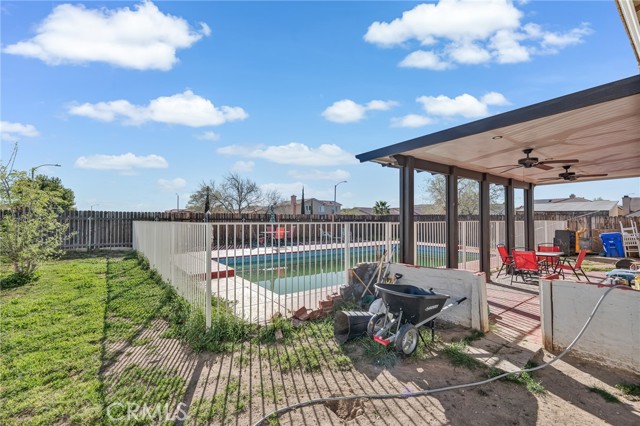 Detail Gallery Image 31 of 42 For 12269 Stonegate Cir, Victorville,  CA 92392 - 3 Beds | 2/1 Baths