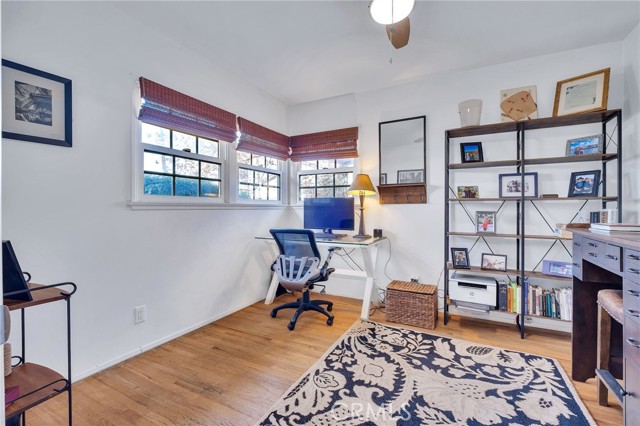 Detail Gallery Image 17 of 27 For 2834 Palo Verde, Long Beach,  CA 90815 - 4 Beds | 2 Baths