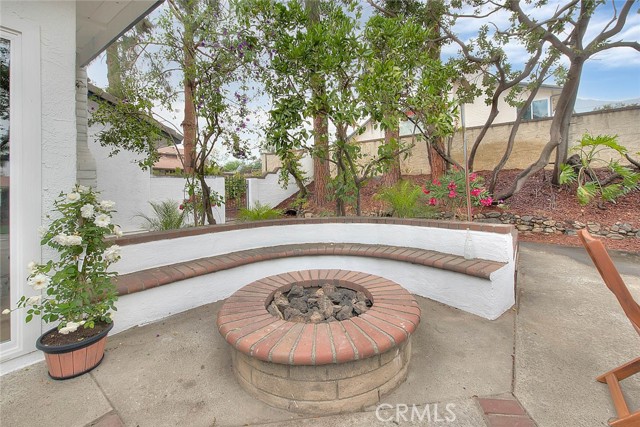 6087 Carol Avenue, Rancho Cucamonga CA: https://media.crmls.org/medias/8dd7336a-24e0-43e0-95a2-7d3965f38a61.jpg