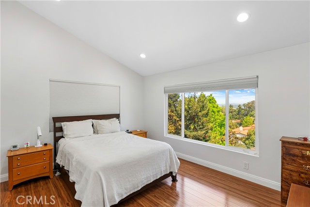 3751 Prestwick Drive, Los Angeles CA: https://media.crmls.org/medias/8dd76182-2a48-4f34-9564-f431d0d8b062.jpg