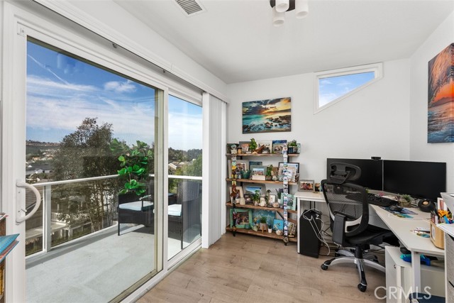 Detail Gallery Image 20 of 50 For 21 Marblehead Pl, Laguna Niguel,  CA 92677 - 4 Beds | 3 Baths