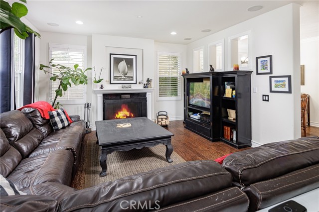 Detail Gallery Image 6 of 29 For 20935 Cabrillo Ln #48,  Huntington Beach,  CA 92646 - 4 Beds | 2/1 Baths