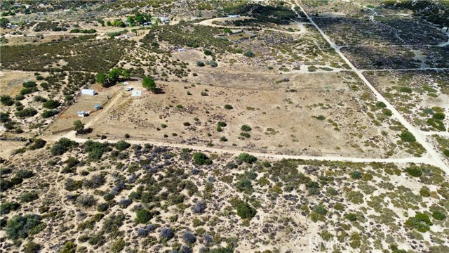 41735 El Campo Rd, Anza CA: https://media.crmls.org/medias/8dd80aa6-c165-4015-a03f-f9808ca717aa.jpg