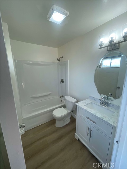 1624 E La Cadena Drive, Riverside CA: https://media.crmls.org/medias/8dd84baa-2d7c-4517-986d-d7b1d55ca9be.jpg