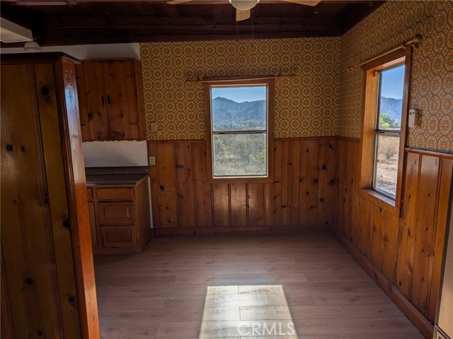 Detail Gallery Image 5 of 12 For 9163 Navajo Trl, Morongo Valley,  CA 92256 - 1 Beds | 1 Baths