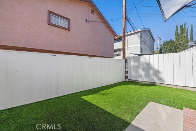 Detail Gallery Image 18 of 24 For 21209 De La Guerra St, Woodland Hills,  CA 91364 - 1 Beds | 1 Baths