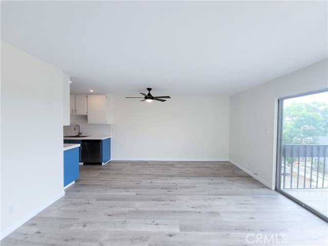 Detail Gallery Image 4 of 19 For 1061 Park Ave. #211, Long Beach,  CA 90804 - 1 Beds | 1 Baths