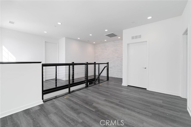 Detail Gallery Image 19 of 36 For 26 Prominence, Lake Forest,  CA 92630 - 2 Beds | 2/1 Baths