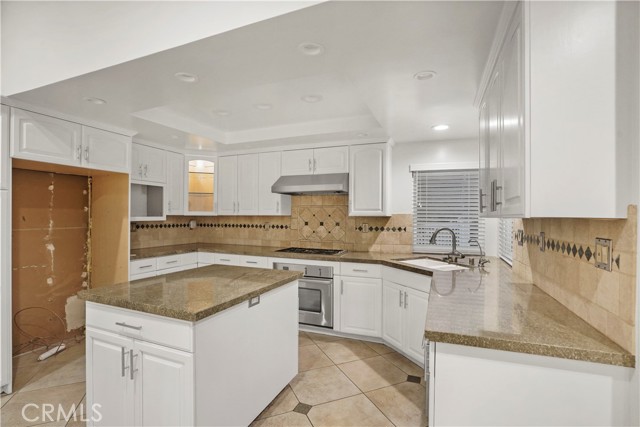 Detail Gallery Image 27 of 64 For 11738 Andasol Ave, Granada Hills,  CA 91344 - 5 Beds | 3 Baths