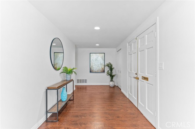 Image 6 of 51 For 2080 Terrebonne Avenue