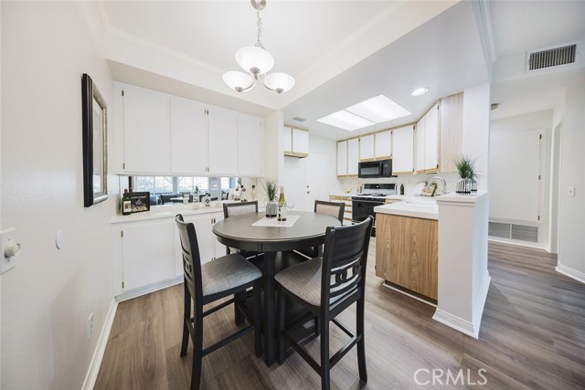 Detail Gallery Image 5 of 36 For 16411 Omally Court #2,  La Mirada,  CA 90638 - 1 Beds | 1 Baths