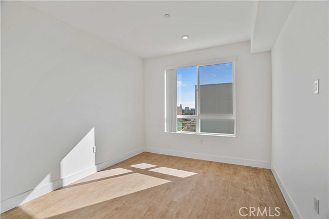 Detail Gallery Image 13 of 26 For 8750 Sepulveda Bld #311,  North Hills,  CA 91343 - 1 Beds | 1 Baths