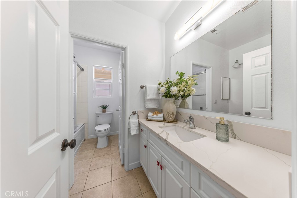 MLS #OC26167057 image #25