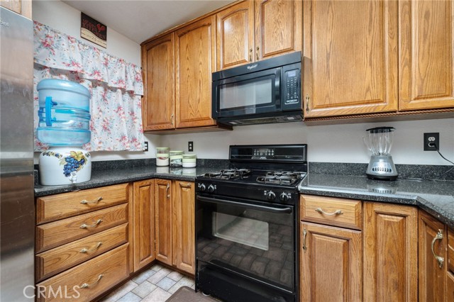 Detail Gallery Image 13 of 49 For 15486 Yates Rd, Victorville,  CA 92395 - 3 Beds | 2 Baths