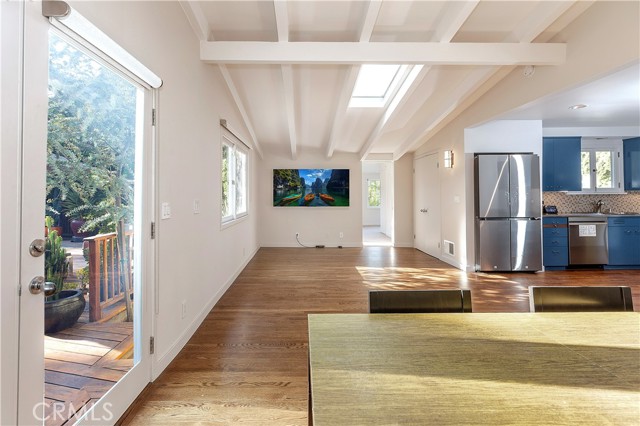Detail Gallery Image 36 of 54 For 2412 Canyon Oak Dr, Los Angeles,  CA 90068 - 3 Beds | 2 Baths