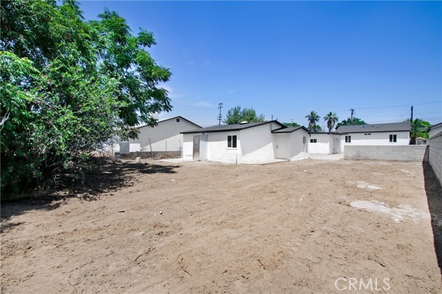 7636 Elm Street, San Bernardino CA: https://media.crmls.org/medias/8de37520-4786-41f7-a7e0-6a718d1fd43b.jpg