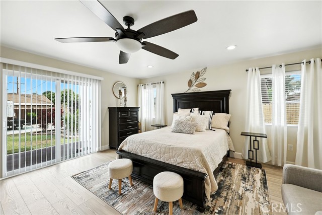 10612 Mcnerney Avenue, South Gate CA: https://media.crmls.org/medias/8de3f3af-aa8f-4837-964b-58465e2d5e3b.jpg