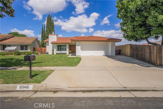 Detail Gallery Image 14 of 19 For 15945 La Ronda Cir, Hacienda Heights,  CA 91745 - 3 Beds | 2 Baths