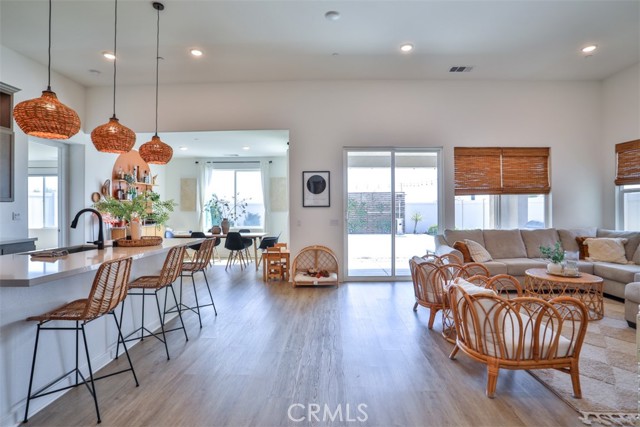 31134 Bay Horse Way, Menifee CA: https://media.crmls.org/medias/8de5778e-113a-498c-826f-7d9ed520cdf0.jpg