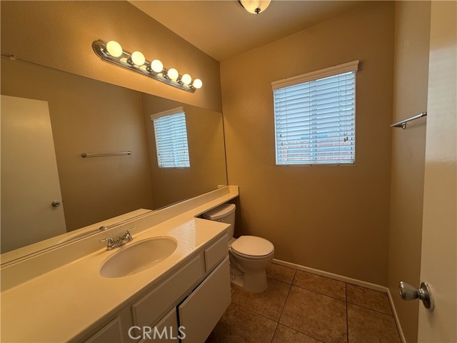Detail Gallery Image 17 of 39 For 1420 Sunswept Dr, San Jacinto,  CA 92582 - 4 Beds | 2/1 Baths