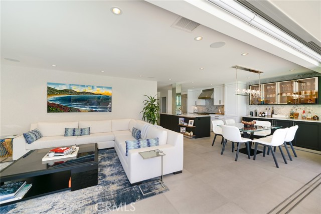 1585 S Coast, Laguna Beach CA: https://media.crmls.org/medias/8de64e07-02e3-4b7f-b969-626884e842fa.jpg