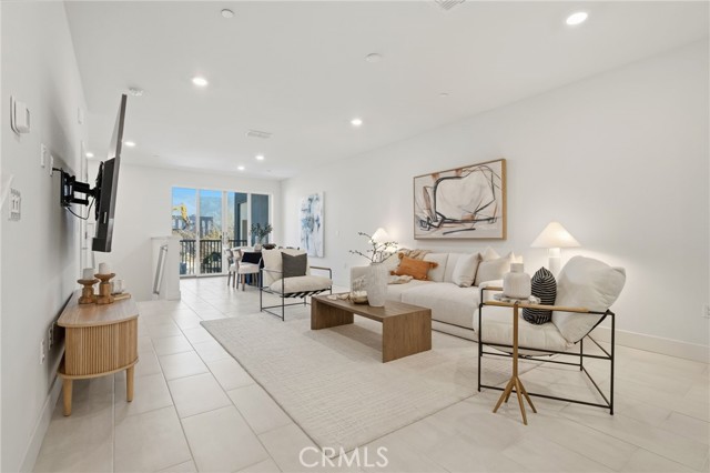 Detail Gallery Image 4 of 32 For 45235 Wisdom Road #1003,  Fremont,  CA 94538 - 4 Beds | 3 Baths