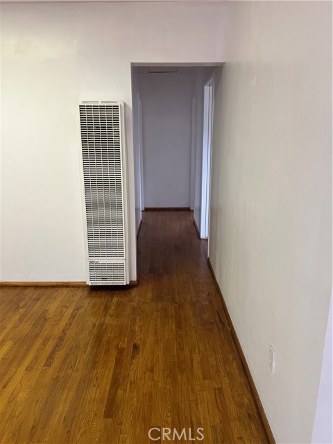 5251 Laurel Street, San Diego CA: https://media.crmls.org/medias/8de78175-e399-4d05-aa0b-43d0340b696d.jpg