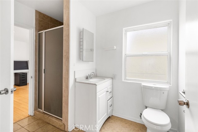 Detail Gallery Image 20 of 31 For 12329 Burton St, North Hollywood,  CA 91605 - 4 Beds | 2/1 Baths