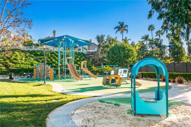 Detail Gallery Image 49 of 53 For 20 Vienna, Laguna Niguel,  CA 92677 - 3 Beds | 2/1 Baths