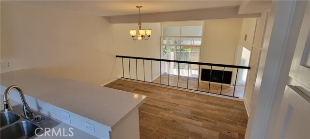 4251 W Sarah Street, Burbank CA: https://media.crmls.org/medias/8de7add6-1c32-4c2d-9fa0-9635f4f6fa43.jpg