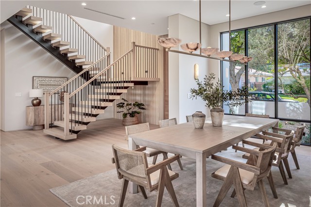 Detail Gallery Image 7 of 34 For 4830 Valjean Ave, Encino,  CA 91436 - 5 Beds | 5/1 Baths