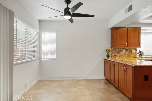 Detail Gallery Image 15 of 38 For 110 Canyon Oak Cir, Pomona,  CA 91767 - 3 Beds | 2/1 Baths