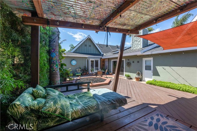 21682 Impala Lane, Huntington Beach CA: https://media.crmls.org/medias/8de8bcf4-995a-4ee2-b1bb-5a04d26fdf06.jpg